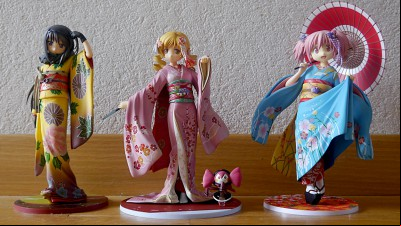 Figurines
